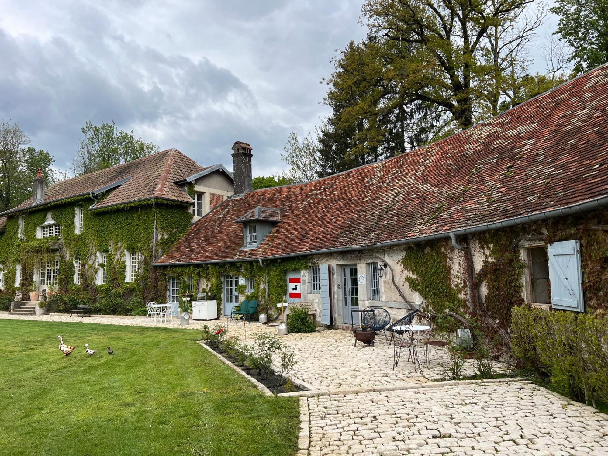L'Orangerie De Malpas Bed & Breakfast Quingey Exterior photo